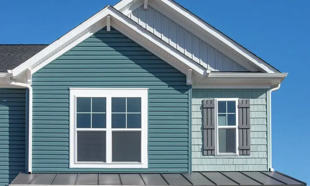 Roof repair and inspection services in Pelican Bay